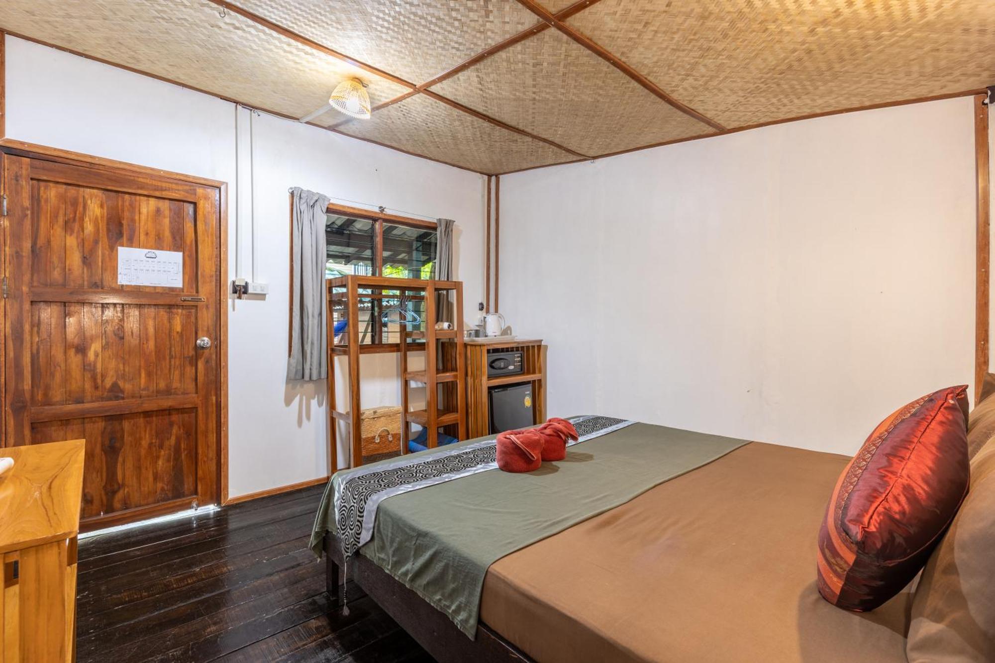 Family Song Koh Lipe Hotel Luaran gambar